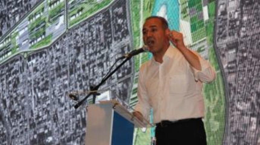 Mhp Adana Belediye Başkan Adayı S&ouml;zl&uuml; Projelerini Tanıttı