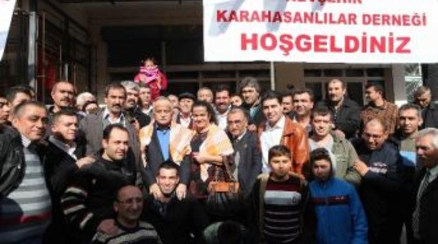 Başkan Karabağ'ın Başd&ouml;nd&uuml;ren Mesaisi