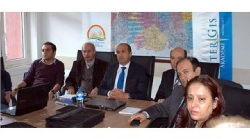 Intergis Coğrafi Bilgi Sistemleri Eğitimi Başladı