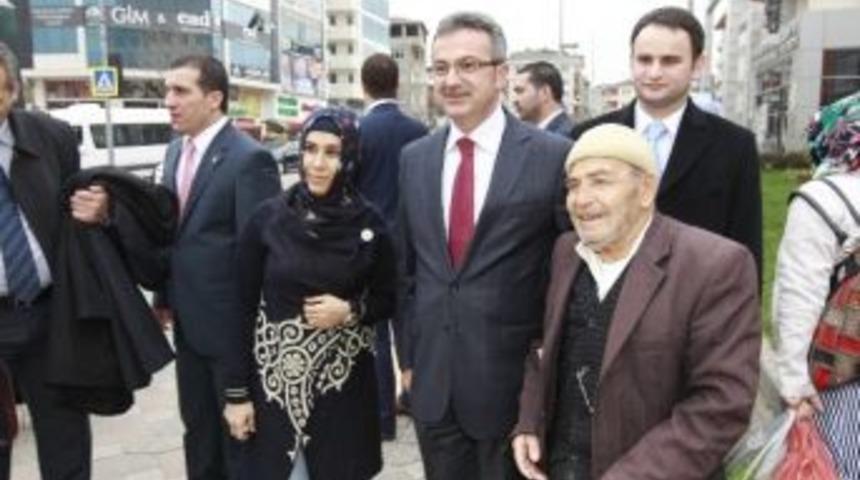 Başkan K&ouml;şker Pazartesi Pazarını Dolaştı