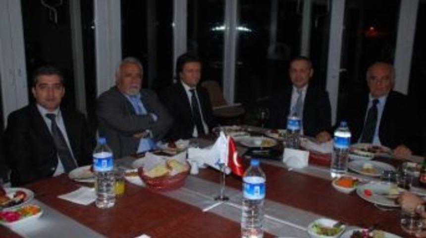 Teksander Basınla Buluştu