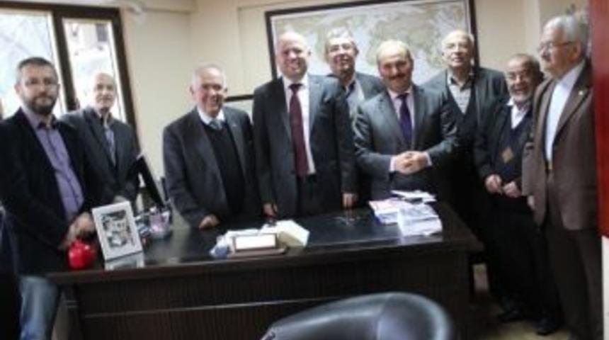 Ak Parti&rsquo;li Pekg&uuml;zel, Tavaslıları Ziyaret Etti