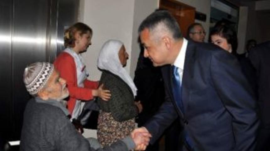 Ak Partili Savaş, B&uuml;t&ccedil;e Y&ouml;netimine Başladı