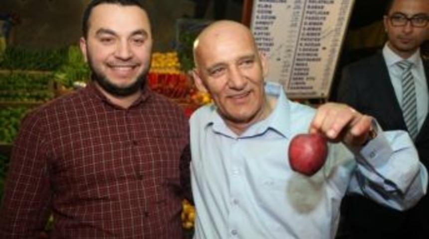 Başkan Altınok &Ouml;z, Esnafla Buluştu