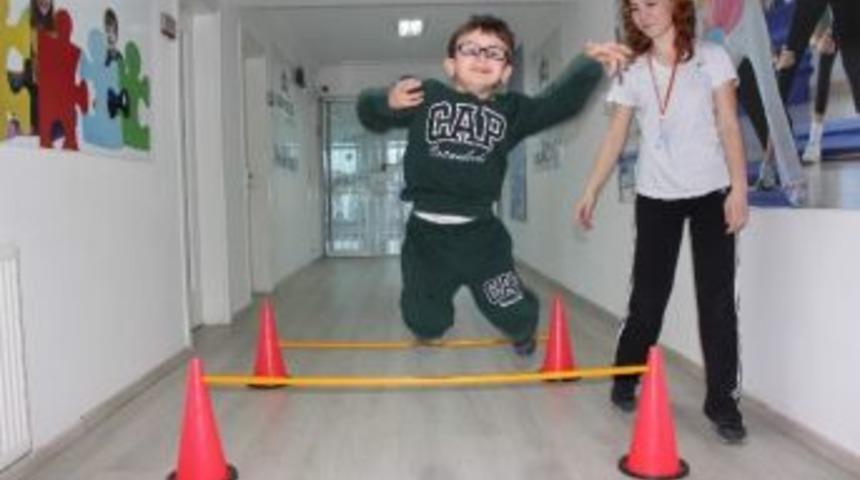 (&ouml;zel Haber) Otizmli &Ccedil;ocuklar Sporla Yaşama Tutunuyor