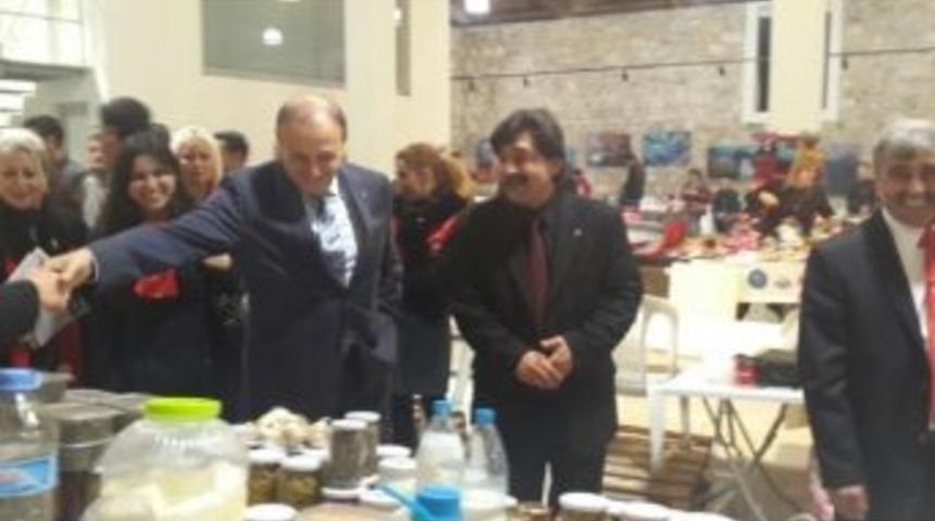 Oktay Vural Urla Mhp&rsquo;yi Ziyaret Etti