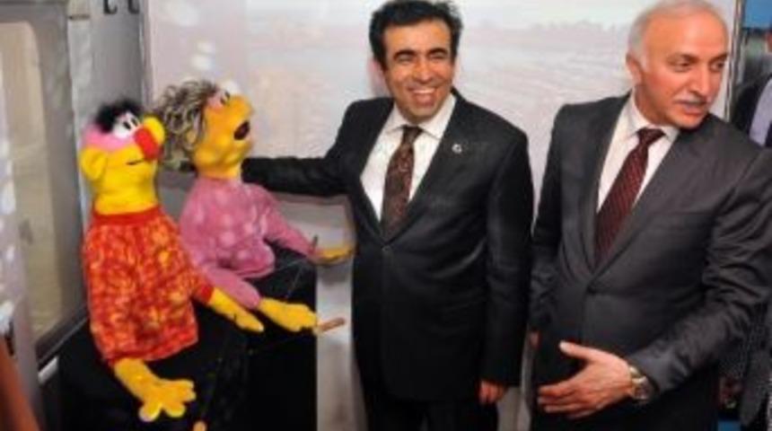 Vali G&uuml;zeloğlu: &ldquo;trt D&uuml;nya &Ccedil;apında Bir Marka&rdquo;