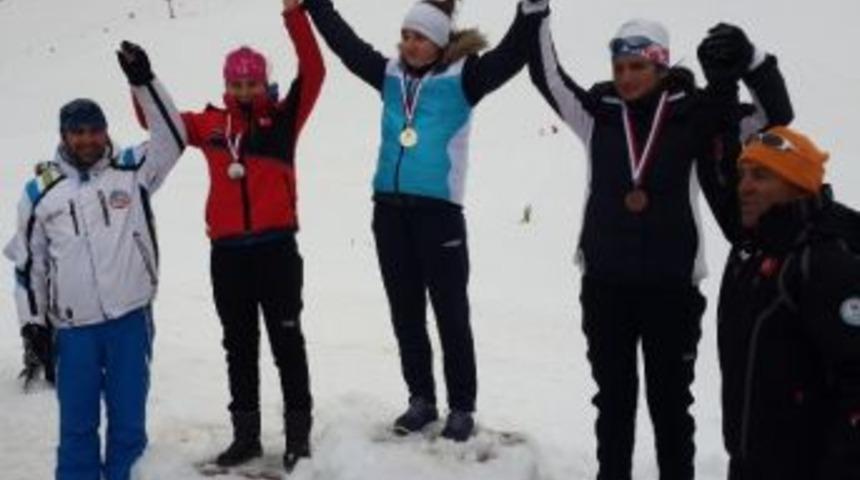 Okul Sporları Şampiyonası&rsquo;na Ağrı Damgasını Vurdu