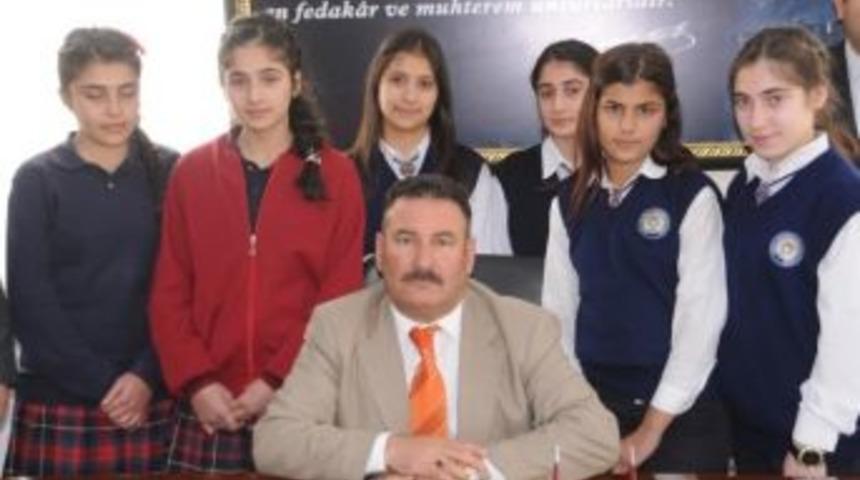 T&uuml;bitak Proje Yarışmasında Cizreli Kız &Ouml;ğrencilerin B&uuml;y&uuml;k Başarısı