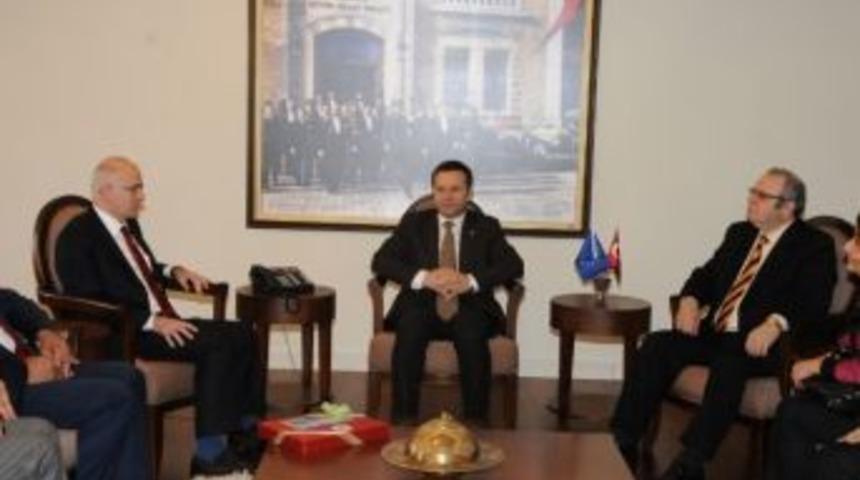 Smmmo&rsquo;dan Vali Aksoy&rsquo;a Ziyaret