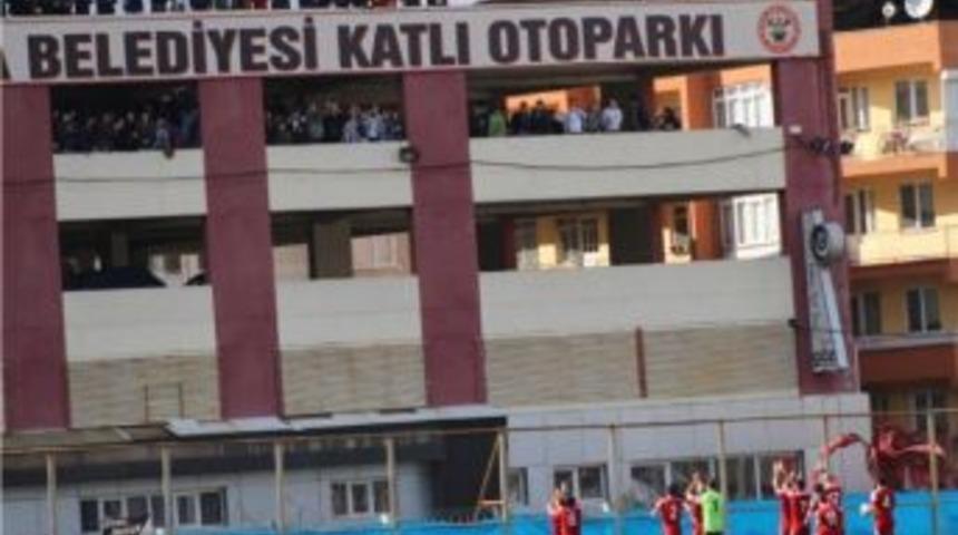 Somaspor'un Ateşli Taraftar Grubu Siyah İnciler Her Yerde