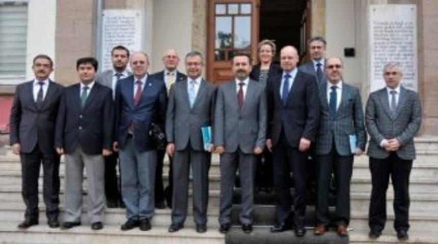 Almanya-konya Akademik Ve Sanayi İşbirliğinin Temelleri Atıldı