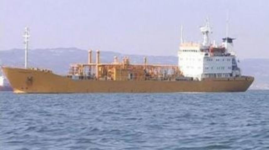 İzmit K&ouml;rfezi&rsquo;nde Yedi Yıldır Duran Lpg Y&uuml;kl&uuml; Gemide Tahliye Başladı