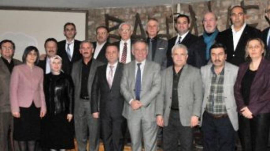 Yalova Belediye Meclisi &Uuml;yeleri Vedalaştı