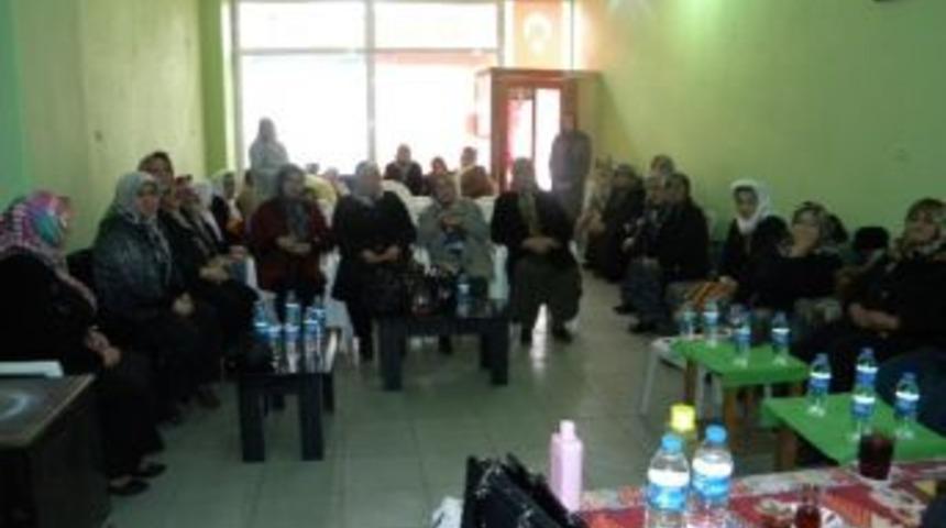 Azadavay'da Mhp'li Kadınlar Biraraya Geldi