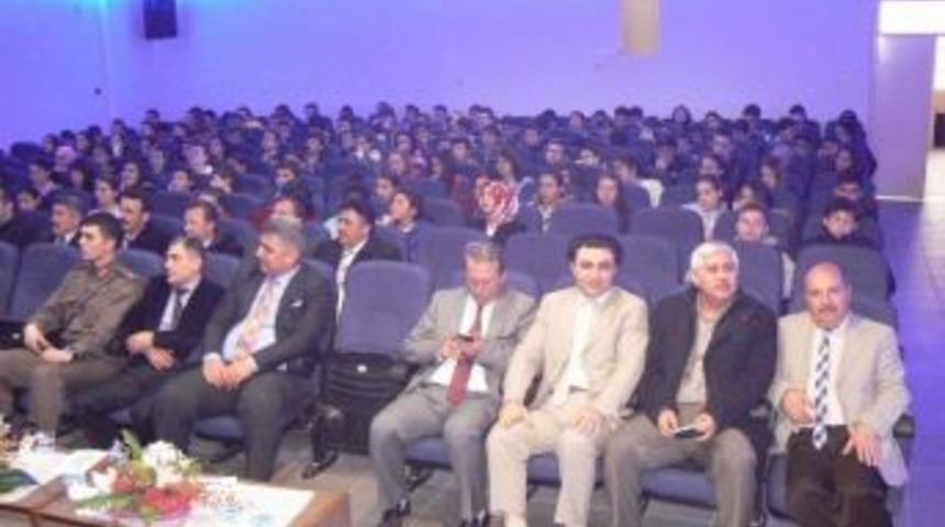 Boz&uuml;y&uuml;k'te Yeşilay Haftası Programı