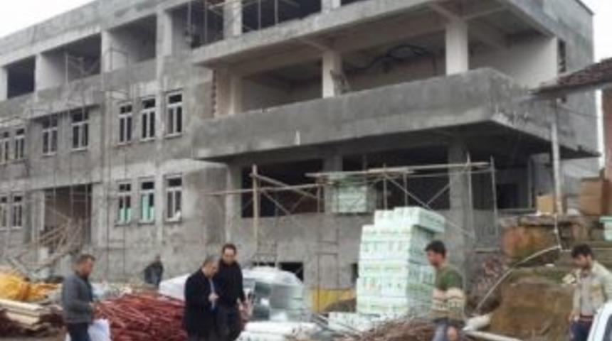 Vali &Ccedil;ınar, Okul İnşaatını İnceledi