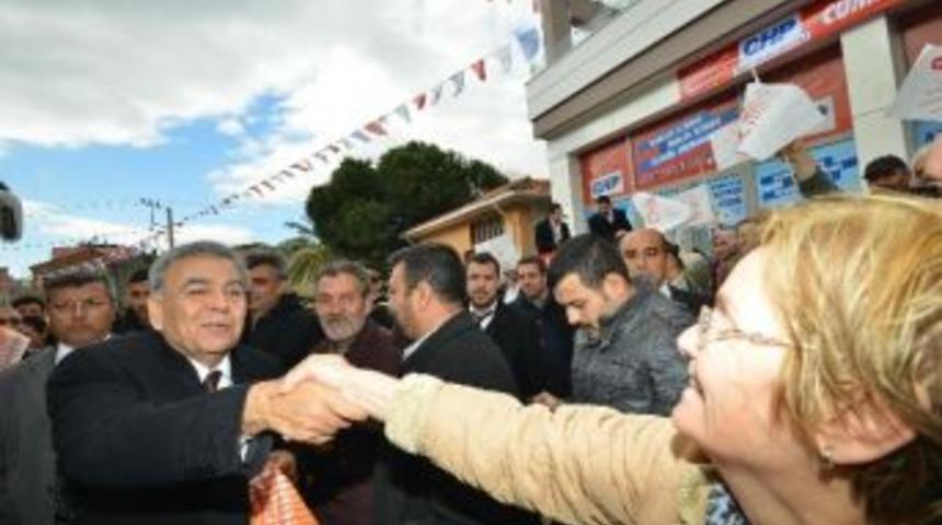 Kocaoğlu, Tire'de Seçim Bürosu Açtı