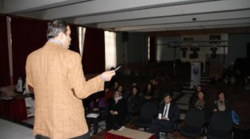 Ardahan&rsquo;da "aile İ&ccedil;i İletişim Ve İnternet Bilinci" Semineri