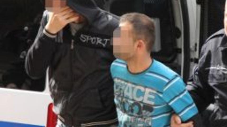 Hurda &Ccedil;aldıkları İddia Edilen 2 Kişi Yakalandı