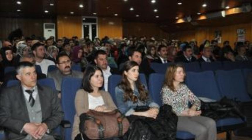 Sungurlu Myo'da D&uuml;nya Kadınlar G&uuml;n&uuml; Paneli