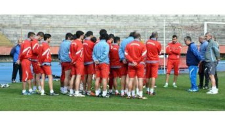 K&ouml;m&uuml;rspor, Kozlu Belediyespor Ma&ccedil;ı Hazırlıklarına Başladı