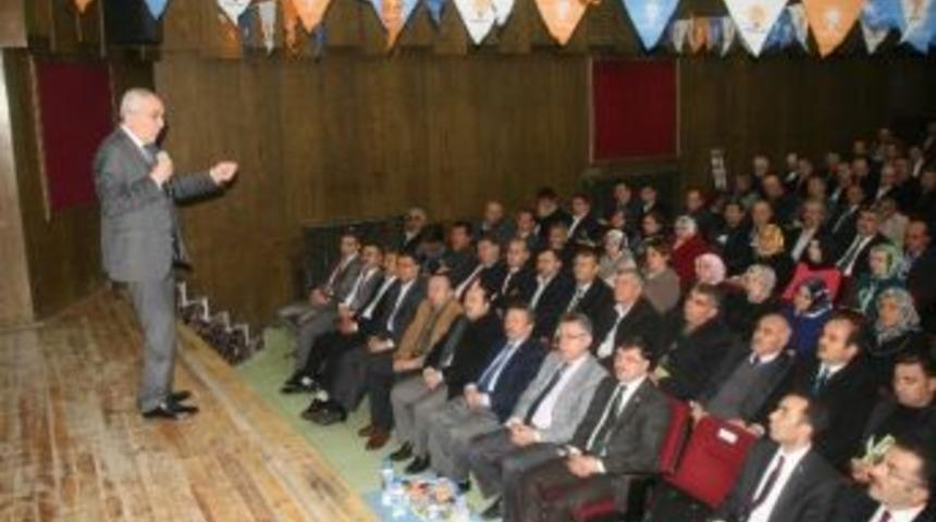 Ak Parti Genel Başkan Yardımcısı Ekrem Erdem: