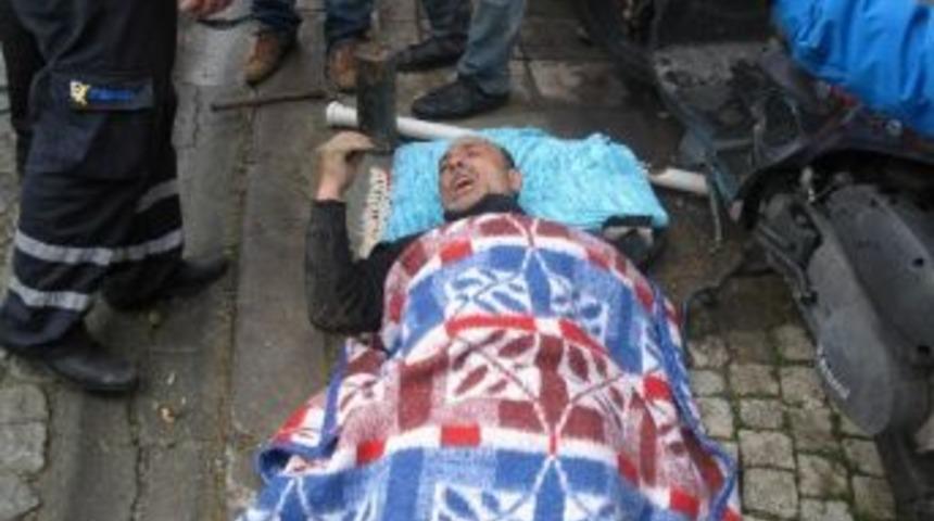 &Ccedil;ıkan Yangınla Paniğe Kapılan Vatandaş, &Ccedil;atıdan D&uuml;şt&uuml;