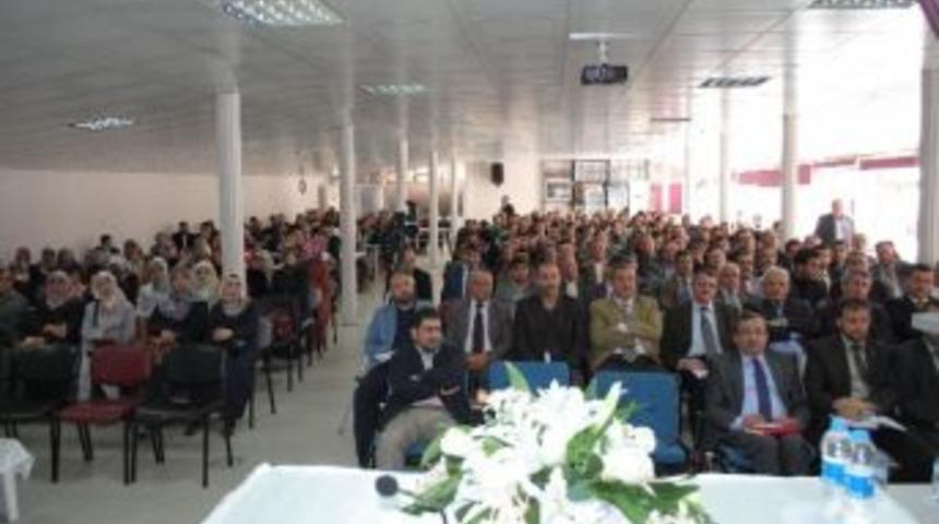 Manavgat M&uuml;ft&uuml;l&uuml;ğ&uuml;nden &lsquo;din Dili&rsquo; Konulu Konferans