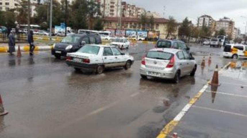 Diyarbakır&rsquo;da Yağış Sevinci
