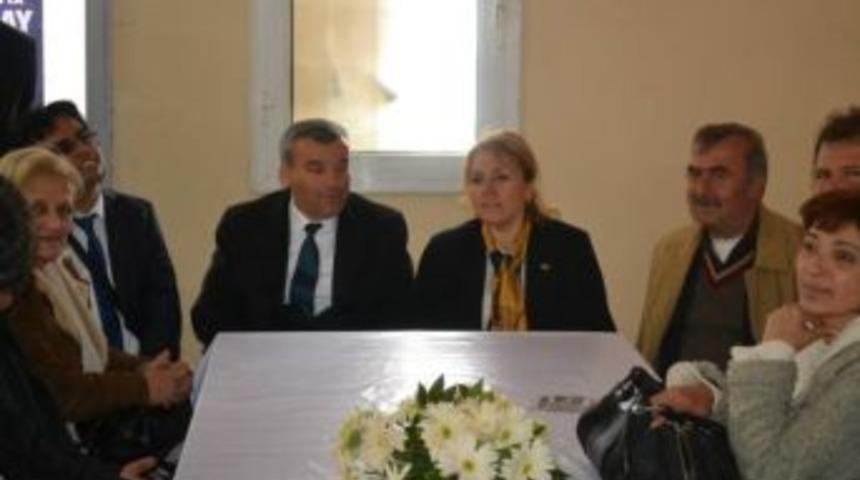 Chp&rsquo;li Başkan Adayı Uyar Ak Parti Se&ccedil;im B&uuml;rosu'nu Ziyaret Etti