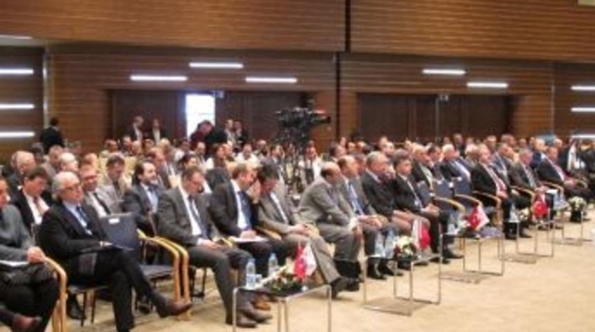 İzmir&rsquo;de Ulusal Pamuk Zirvesi