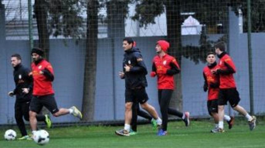 Galatasaray, Akhisar Belediyespor Ma&ccedil;ı Hazırlıklarını S&uuml;rd&uuml;r&uuml;yor