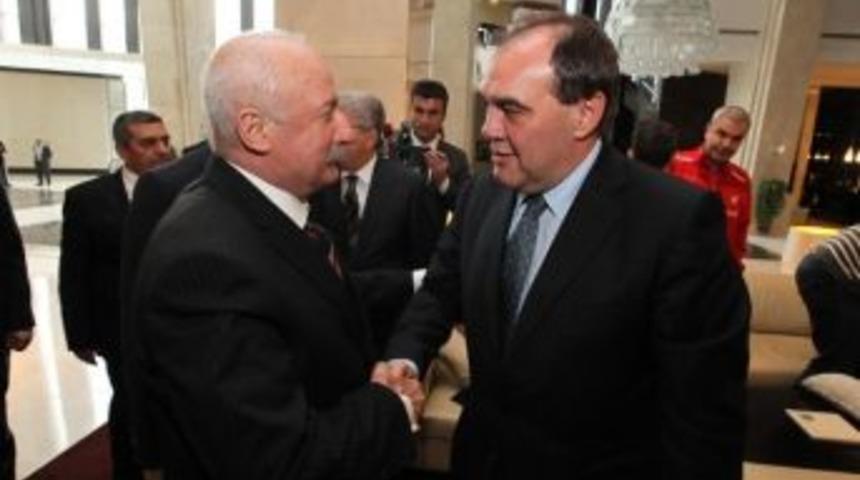 Vali Y&uuml;ksel Milli Takım Kampında