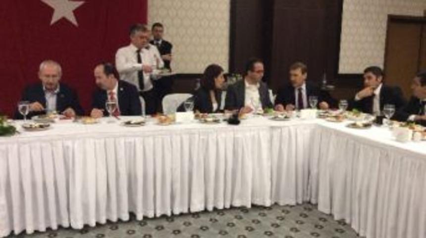 Kılı&ccedil;daroğlu Belediye Başkan Adayları İle Buluştu