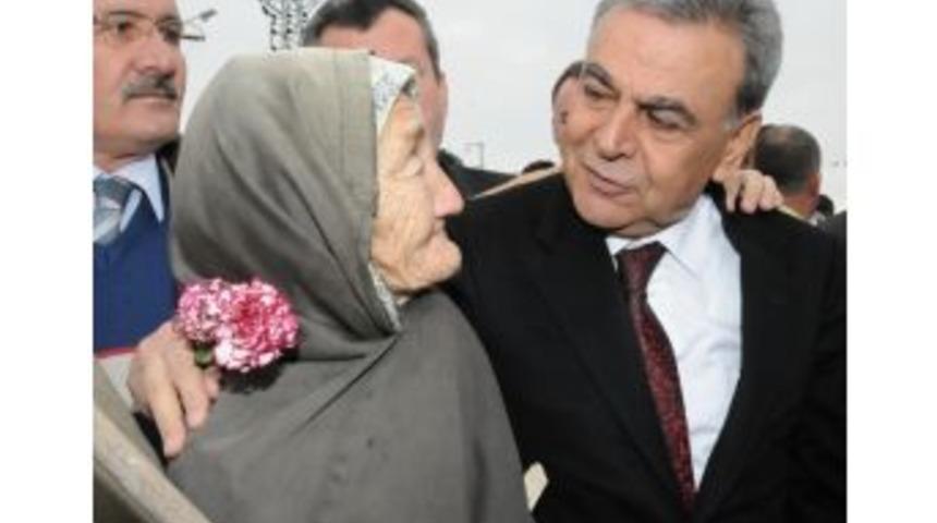 Toplu Ulaşımda 65 Yaş Uygulamaya Ge&ccedil;ti