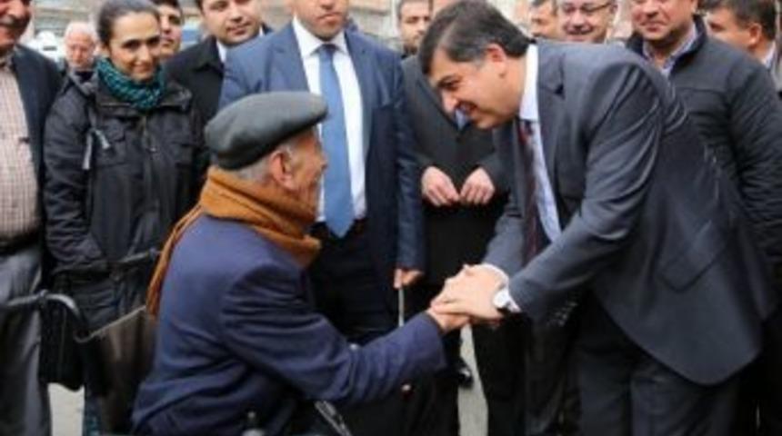 Fadıloğlu, Cinderesi Esnafıyla Buluştu