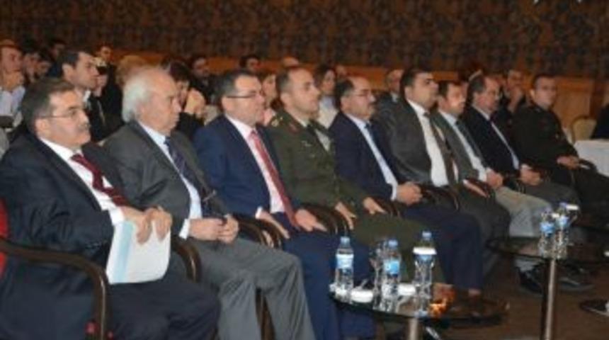 &Ccedil;orlu'da '&uuml;niversite Ve İş D&uuml;nyası İş&ccedil;i Sağlığı Ve İş G&uuml;venliğini Tartışıyor' Sempozyumu Ger&ccedil;ekleştirildi
