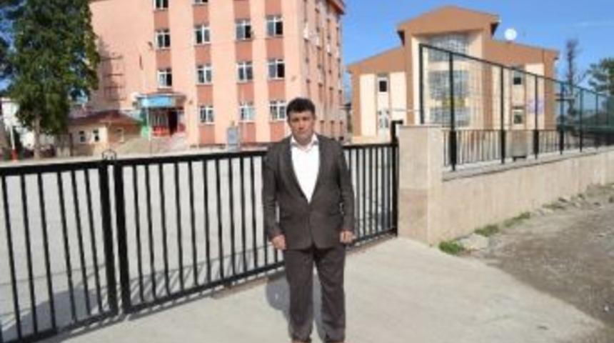 &Ouml;ğrencilerin Başarısı İ&ccedil;in Yetkililerden Destek İstiyor