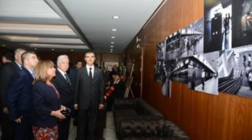 "metro" Sergisi A&ccedil;ıldı