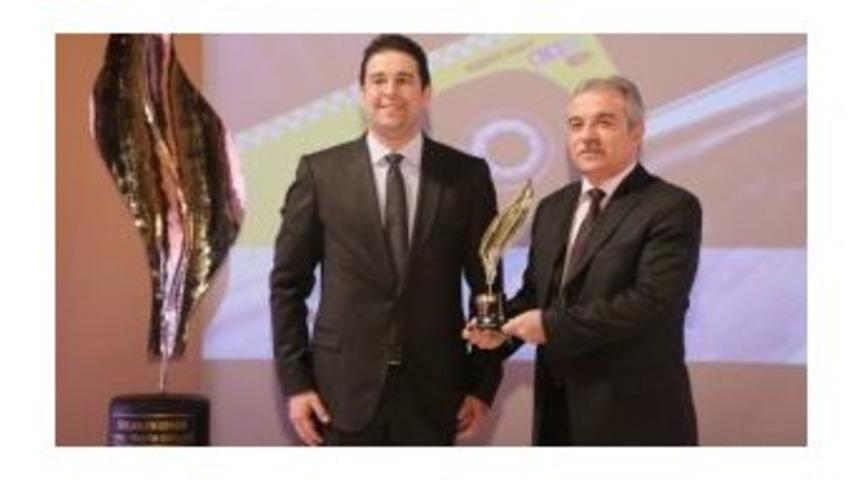 Karab&uuml;k Belediyesi&rsquo;ne Kent İ&ccedil;i Ulaşım &Ouml;d&uuml;l&uuml;