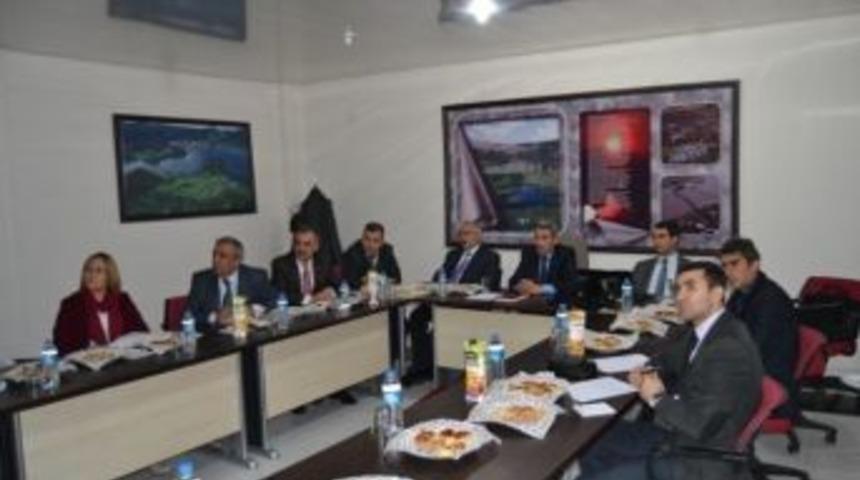 Sarı İl&ccedil;e Milli Eğitim M&uuml;d&uuml;rleri İle Bir Araya Geldi