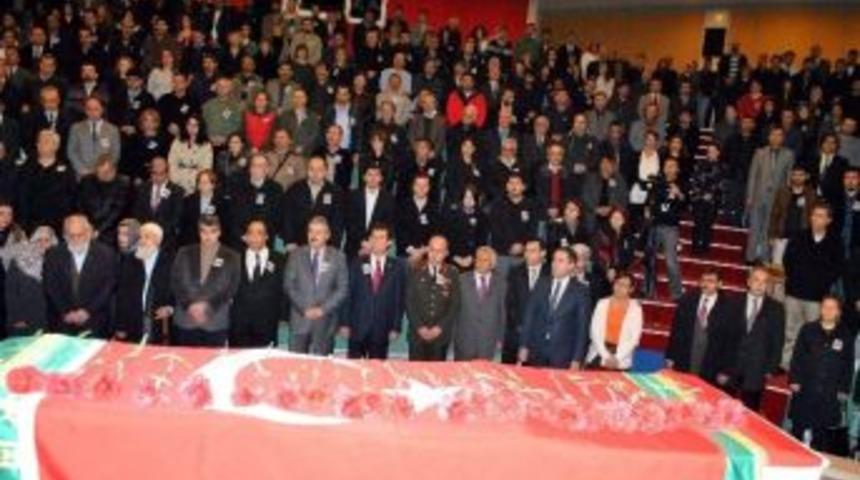 Ad&uuml;&rsquo;den Ziraat Fak&uuml;ltesi Dekanı Durdu&rsquo;ya Duygusal Veda