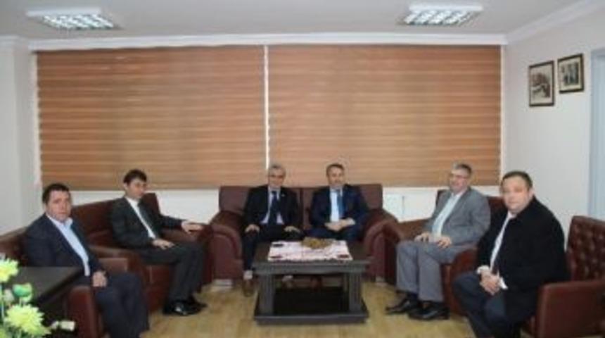 &Ccedil;er&ccedil;i'den Kızılay'a Ziyaret