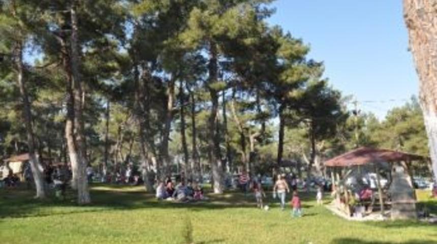 Başkan Erdoğan; &ldquo;8 B&uuml;y&uuml;k Piknik Ve Mesire Alanını Kente Kazandırdık"