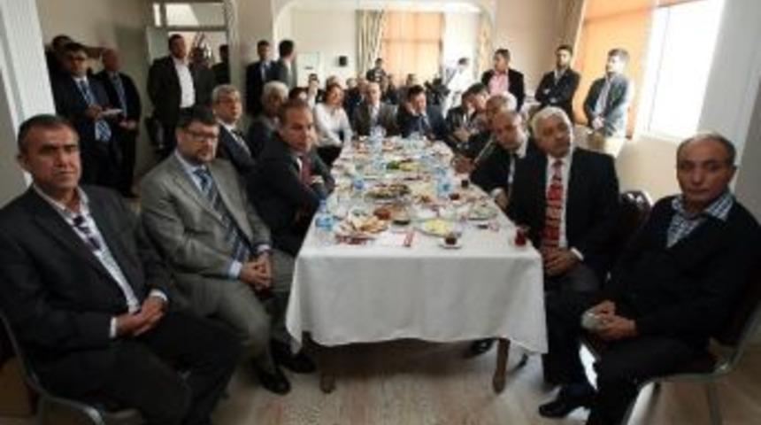 S&ouml;zl&uuml;: "hayvansal Gıda Tekelini Kıracağız"