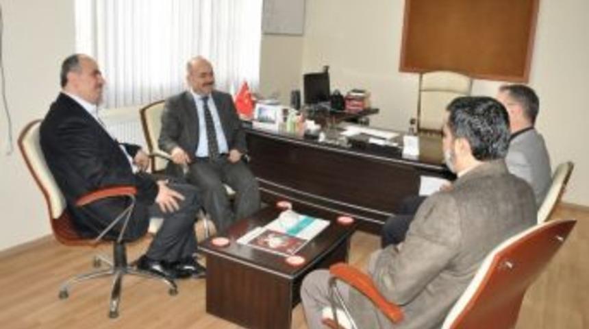 Vali Aydın İlim Yayma Cemiyeti'ni Ziyaret Etti