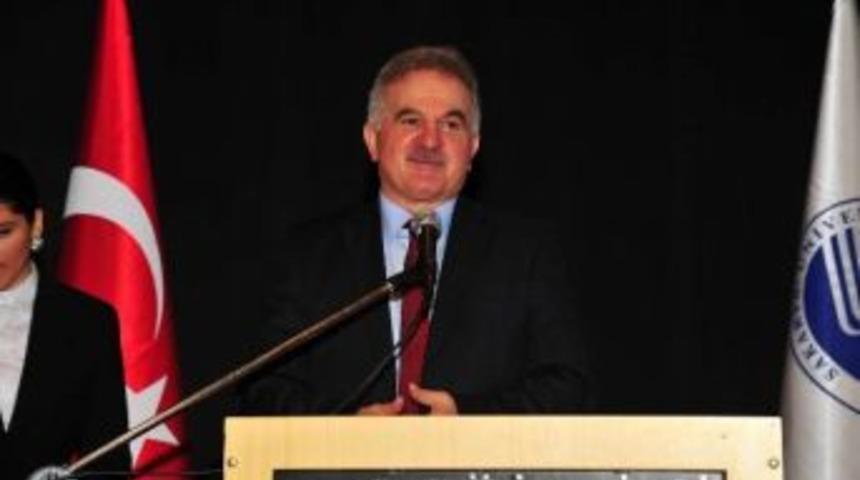 Rekt&ouml;r Elmas, Hitit &Uuml;niversitesi&rsquo;nde Konferansa Katılacak