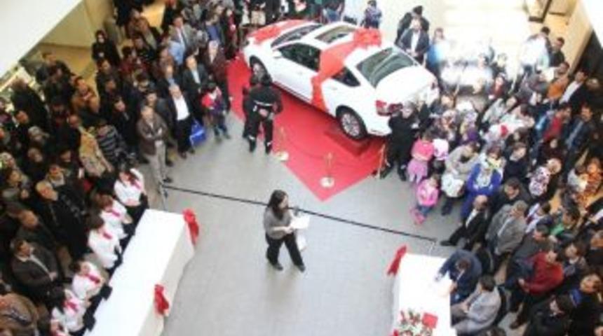 Erzurum Alışveriş Merkezi Araba Kampanyası Talihlisi Belirlendi