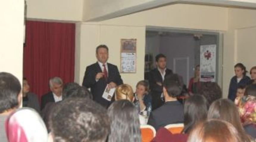 Palancıoğlu Talaslıların G&ouml;nl&uuml;ne Taht Kurdu